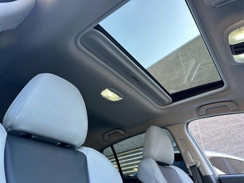 Used 2022 Subaru Crosstrek 2.5i Limited w/ Moonroof Package 2 image 19