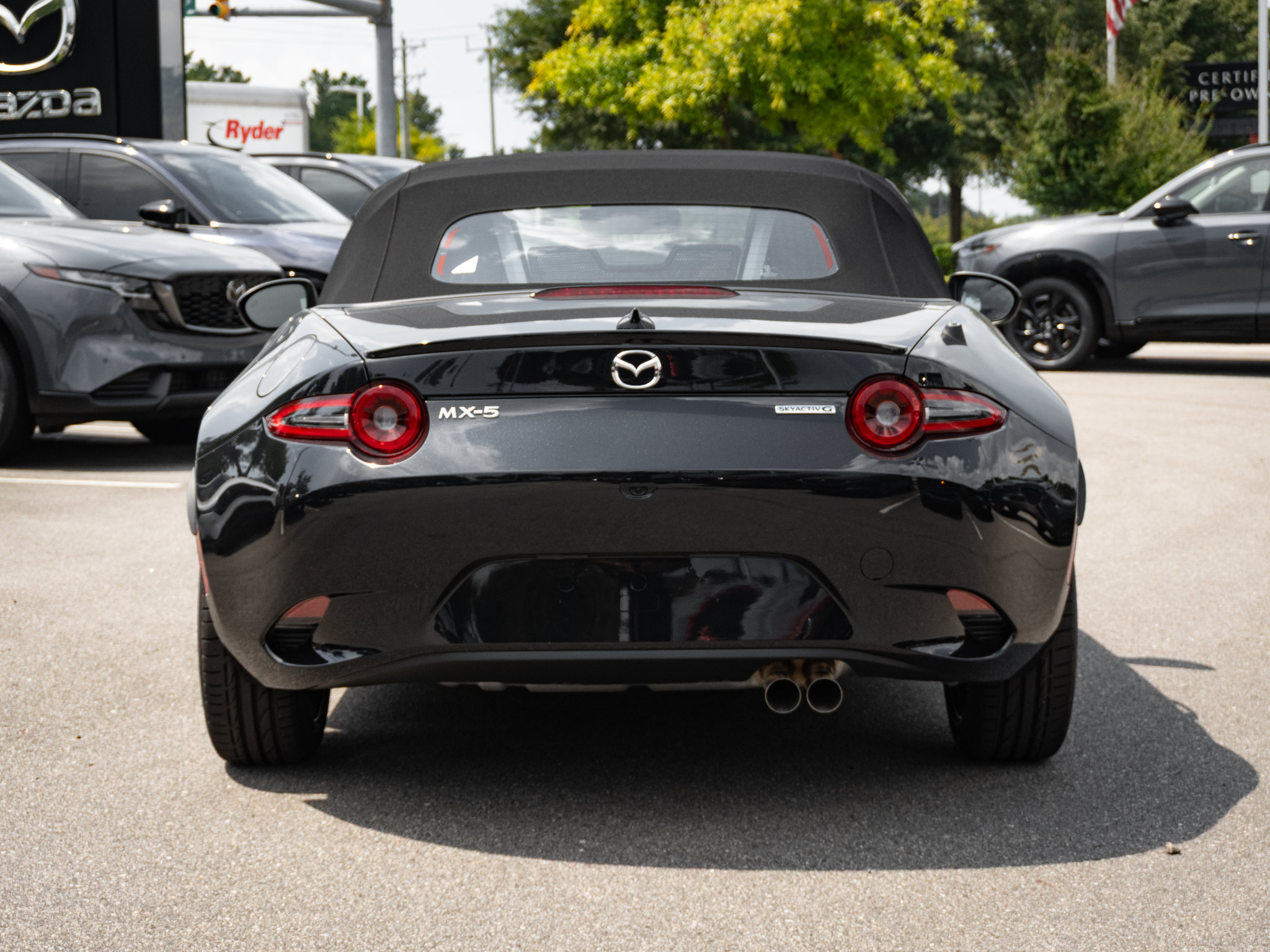 New 2026 MAZDA MX-5 Miata Grand Touring RWD image 9