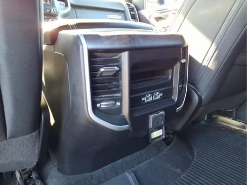 Used 2021 RAM 1500 Big Horn image 12