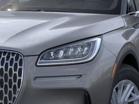 New 2026 Lincoln Corsair Premiere FWD image 18