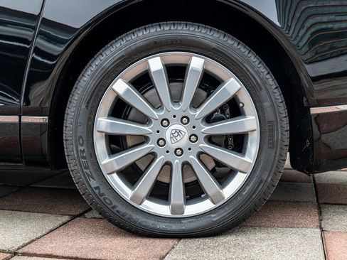 Used 2009 Maybach 62 S RWD image 62