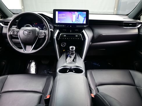 Used 2023 Toyota Venza XLE AWD/4WD image 17