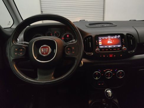 Used 2017 FIAT 500L Lounge w/ Dual-Pane Sunroof Package image 22