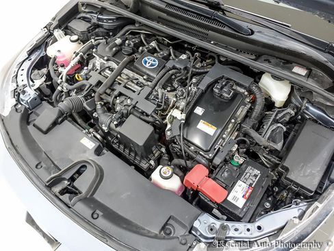 Used 2020 Toyota Corolla LE FWD image 32