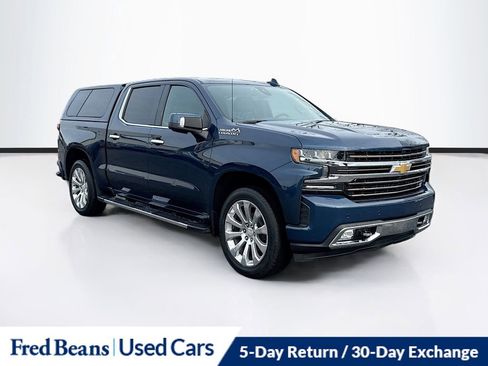 Used 2022 Chevrolet Silverado 1500 High Country w/ Technology Package image 1