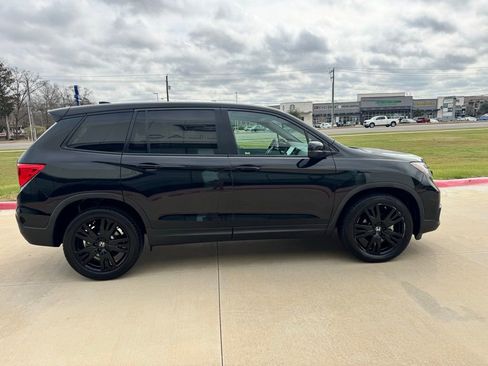 Used 2021 Honda Passport Sport image 6