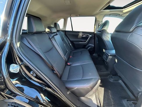 Used 2022 Toyota RAV4 TRD Off-Road image 12