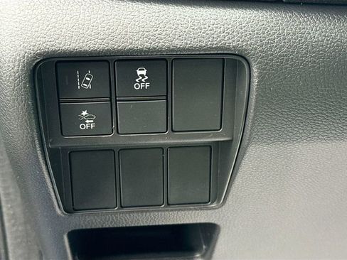 Used 2017 Honda CR-V EX image 12