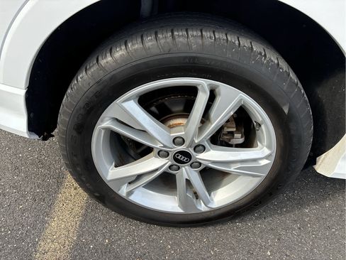 Used 2021 Audi Q3 2.0T Premium image 30