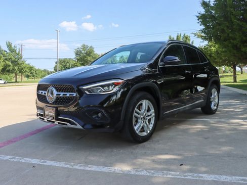 Used 2021 Mercedes-Benz GLA 250 w/ Premium Package image 3