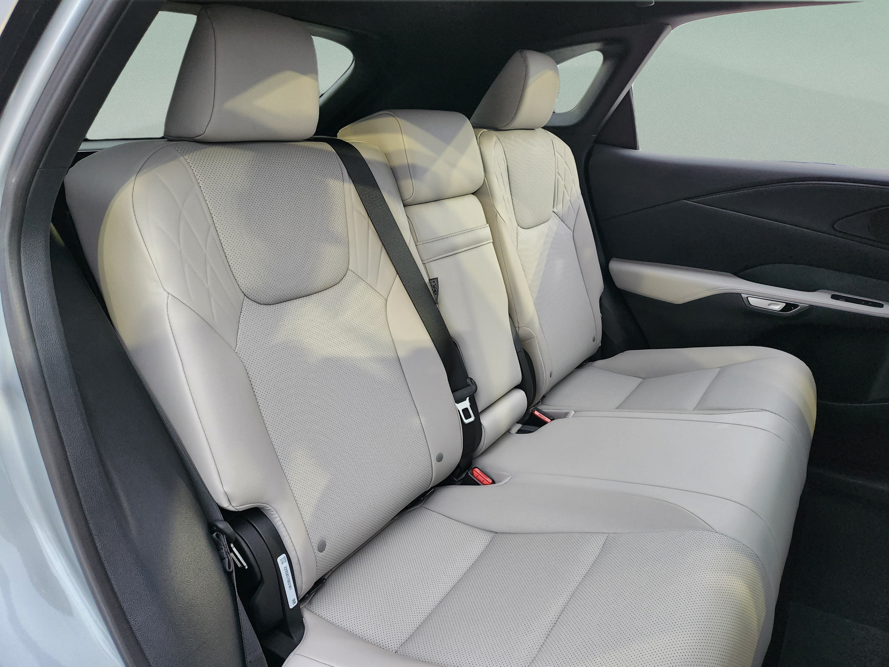 Used 2025 Lexus RX 350 Premium w/ Convenience Package FWD image 25