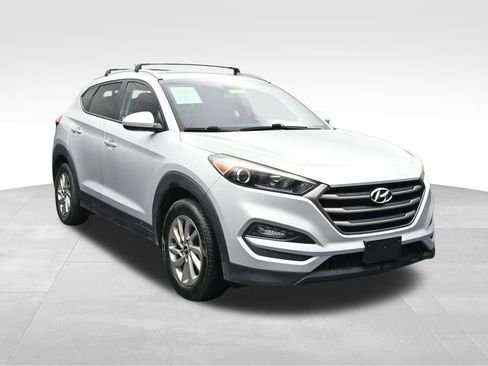 Used 2016 Hyundai Tucson SE w/ Option Group 02 AWD/4WD image 7