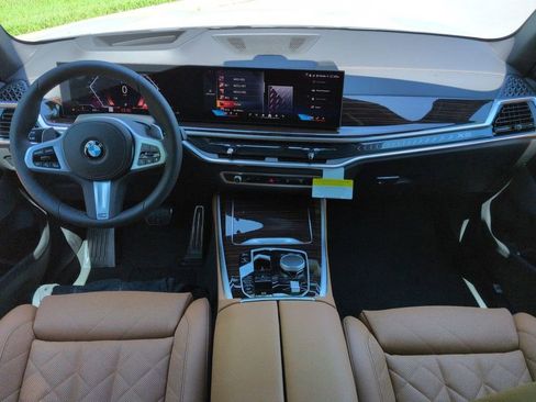 New 2026 BMW X5 xDrive40i w/ M Sport Package AWD/4WD image 15