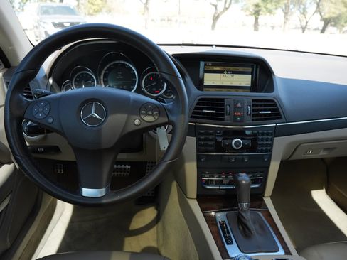 Used 2010 Mercedes-Benz E 350 Coupe image 10
