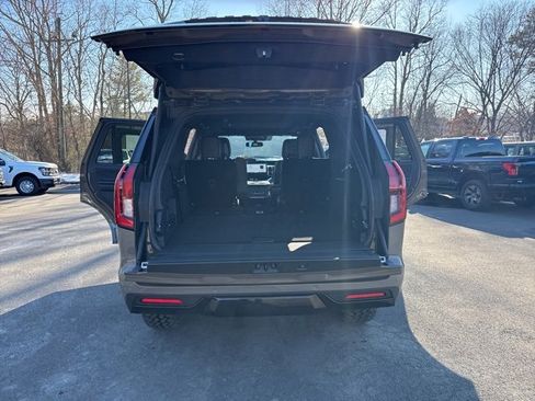 New 2026 Ford Expedition Platinum w/ Stealth Appearance Package image 28