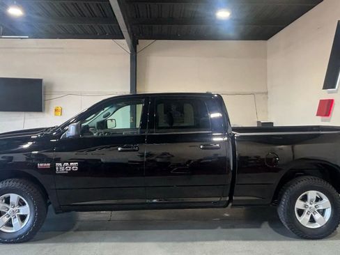 Used 2020 RAM 1500 Classic SLT image 5