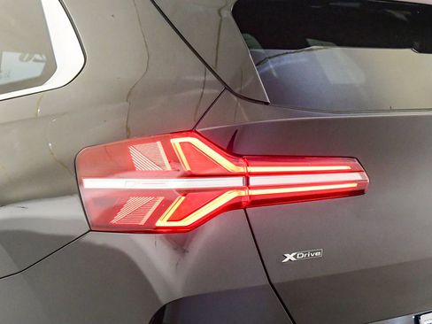 Used 2026 BMW X3 xDrive30 w/ Premium Package image 11