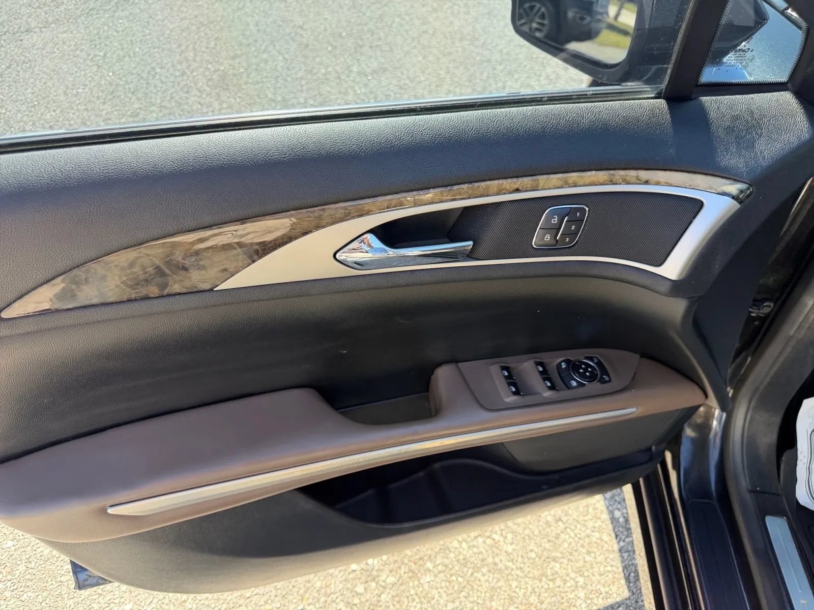 Used 2015 Lincoln MKZ Hybrid w/ Equipment Group 201A Select FWD image 11