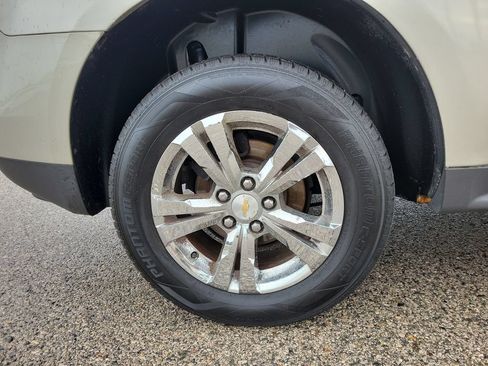 Used 2015 Chevrolet Equinox LS FWD image 5