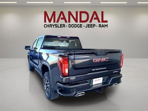 Used 2024 GMC Sierra 1500 AT4 w/ AT4 Premium Package image 8