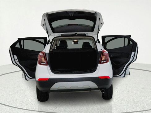 Used 2022 Buick Encore Preferred w/ Safety Package AWD/4WD image 7