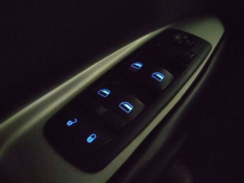 Used 2017 Dodge Journey SE w/ Flexible Seating Group image 27