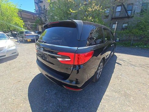 Used 2023 Honda Odyssey EX-L image 4
