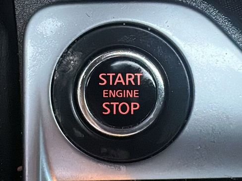 Used 2021 Nissan Sentra SR image 23