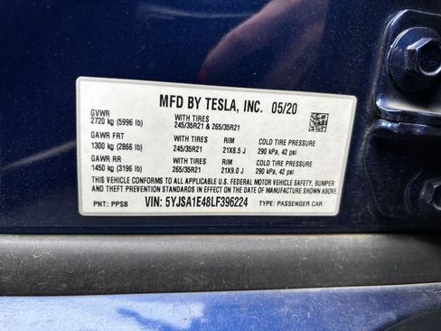 Used 2020 Tesla Model S Performance AWD/4WD image 37