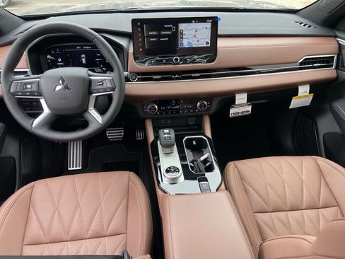 New 2026 Mitsubishi Outlander SEL AWD/4WD image 17