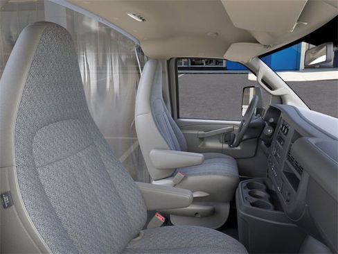 New 2025 Chevrolet Express 3500 w/ Power Convenience Package image 17
