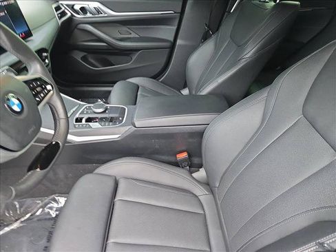 Used 2025 BMW 430i w/ Premium Package RWD image 17