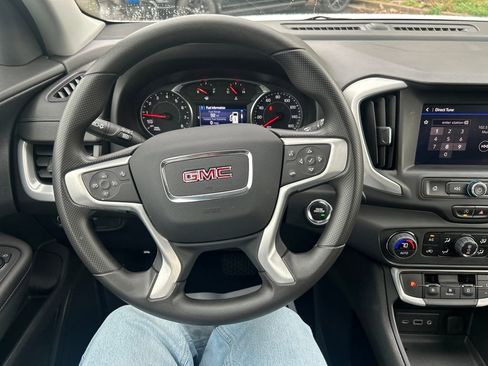 Used 2022 GMC Terrain SLE w/ Driver Convenience Package image 22