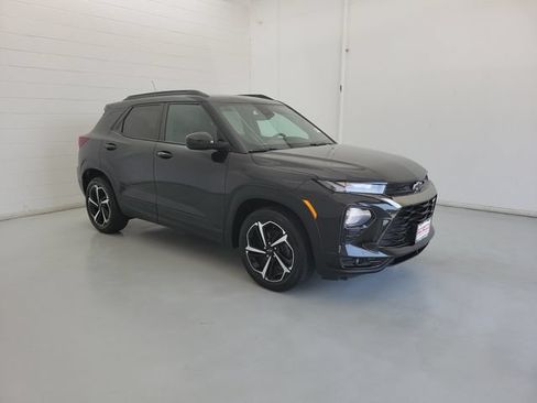 Used 2023 Chevrolet TrailBlazer RS FWD image 4