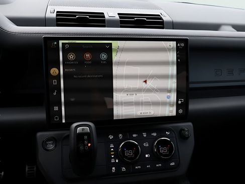 Certified 2026 Land Rover Defender 110 AWD/4WD image 25