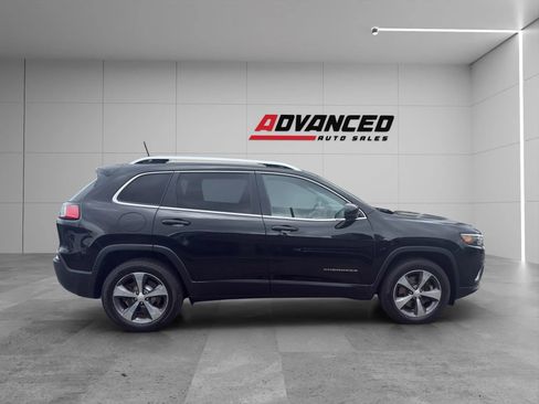 Used 2019 Jeep Cherokee Limited w/ Luxury Group AWD/4WD image 8