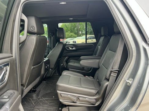 Used 2021 Chevrolet Tahoe LT w/ LT Signature Package image 20