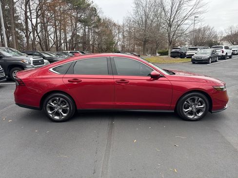Used 2023 Honda Accord EX image 18