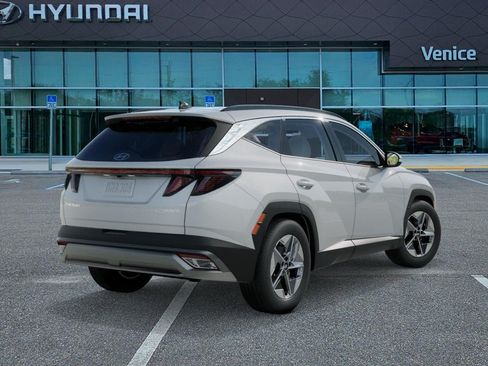 New 2026 Hyundai Tucson SEL w/ Tow & Go Package AWD/4WD image 4