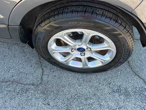 Used 2018 Ford EcoSport SE FWD image 12