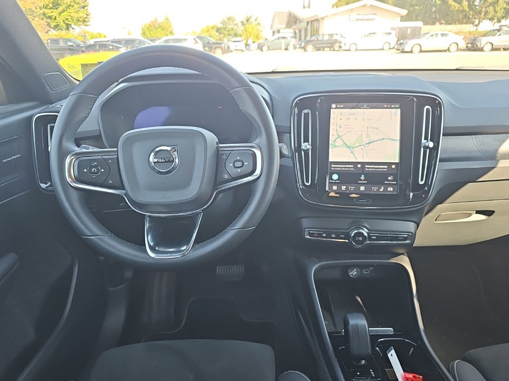 Used 2023 Volvo XC40 Recharge Ultimate AWD/4WD image 2