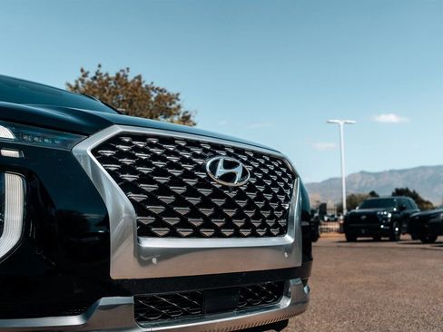 Used 2022 Hyundai Palisade Calligraphy image 10