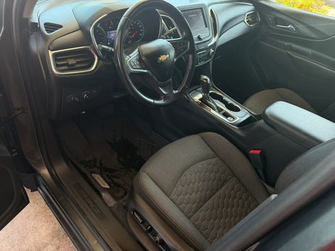 Used 2021 Chevrolet Equinox LT FWD image 7