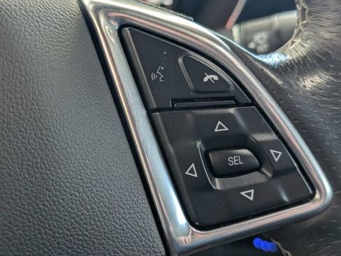 Certified 2021 Chevrolet Camaro LT RWD image 19