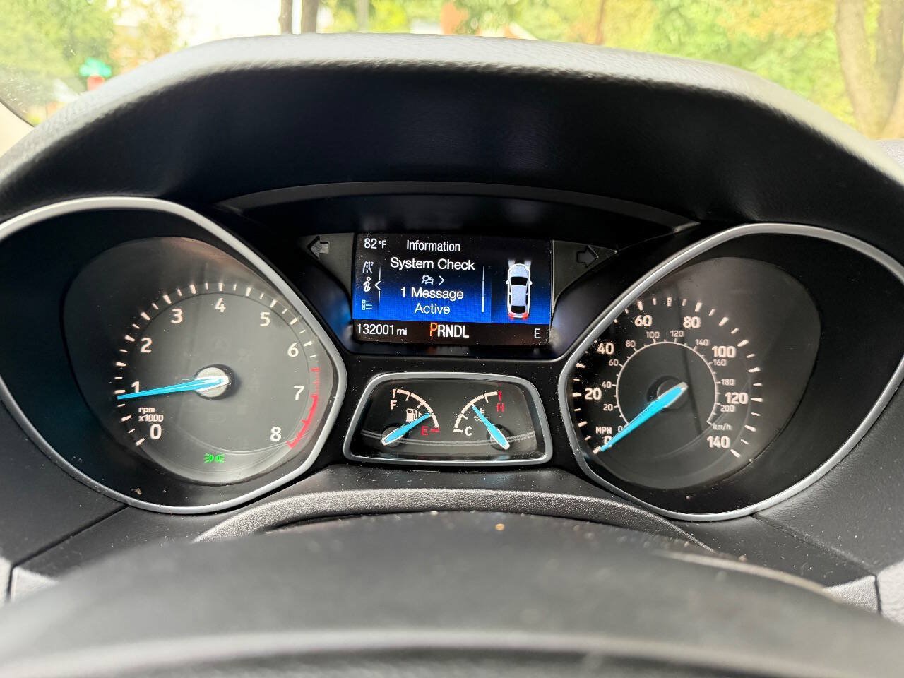 Used 2015 Ford Focus SE w/ SE Cold Weather Package FWD image 25