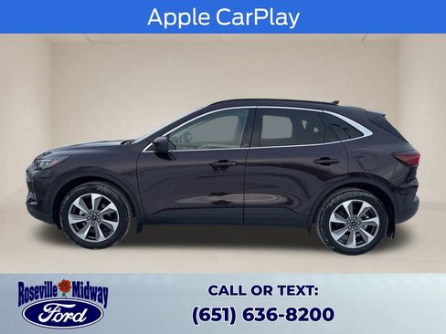 Used 2023 Ford Escape Platinum w/ Premium Technology Package image 4