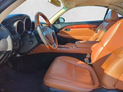 Used 2004 Lexus SC 430 Convertible image 12