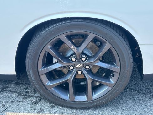 Used 2021 Dodge Challenger GT w/ Driver Convenience Group RWD image 5