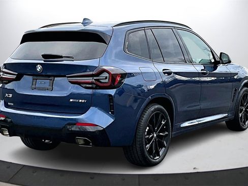 Used 2024 BMW X3 sDrive30i w/ M Sport Package image 9