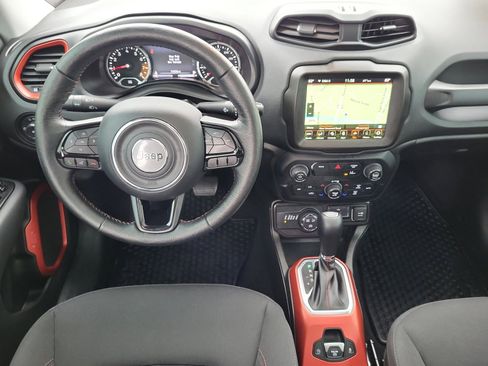 Used 2022 Jeep Renegade Trailhawk w/ Sun/Sound Group image 28